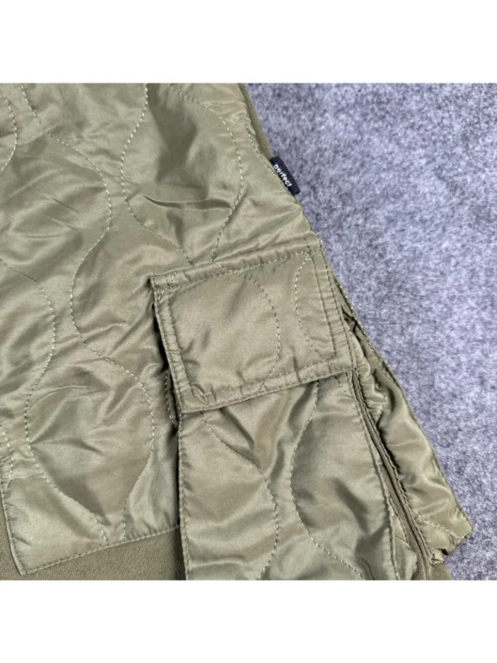 EPTM Shorts Mens Size XL Green Quilted Cargo Fleece Elastic Waist Pockets